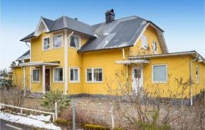 Beautiful Apartment In Målilla With Wifi, Målilla